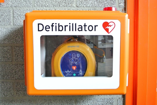 Die Hürden der Bürokratie, einen Defibrillator zu genehmigen